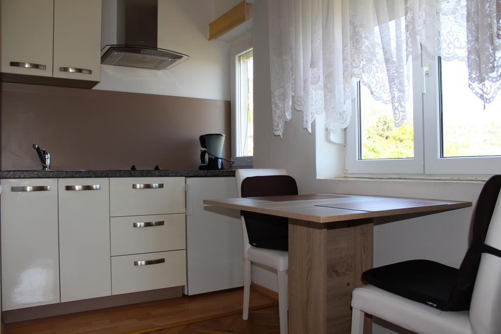 Apartments Nadia Baska (Krk) Exterior photo